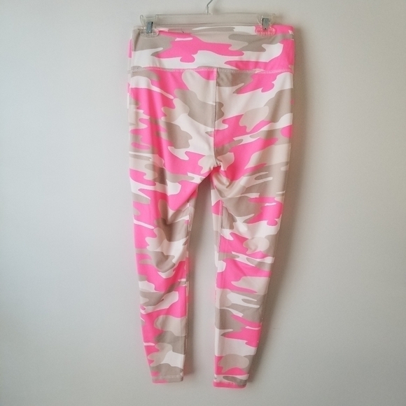 Crown & Ivy Pink/Tan Camo Print Activewear Leggings Size M - Picture 10 of 10